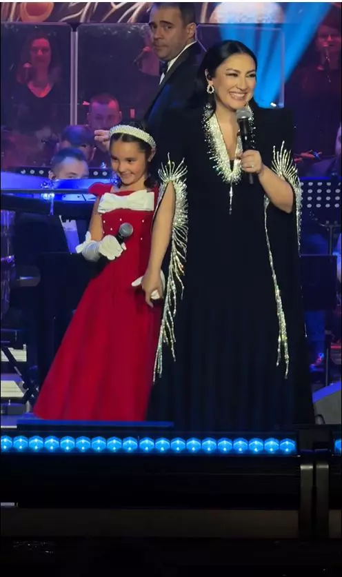 Eva Măruță, după ce a cântat cu mama ei pe scenă  (4)
