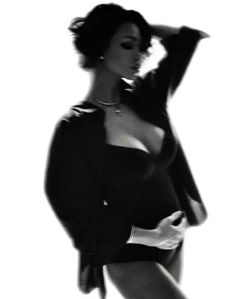 Mădălina-Urloiu-însărcinată