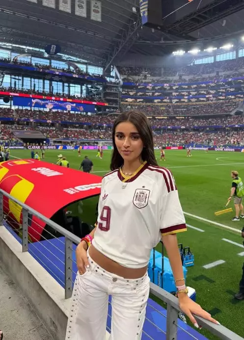 lamine-yamal-iubita-ines-garcia-cupa-mondiala-fotografii (9)