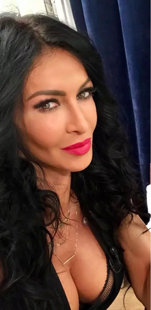 Mihaela-Radulescu-4-3