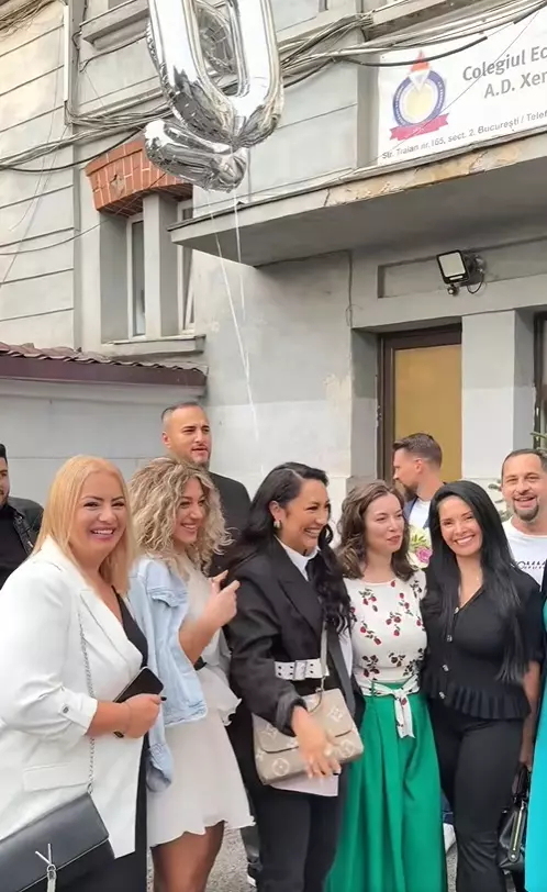 andra colegi liceu 20 de ani 9