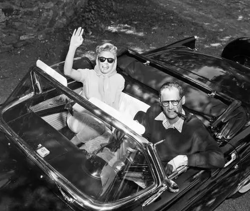 Împreună cu al treilea soț, Arthur Miller