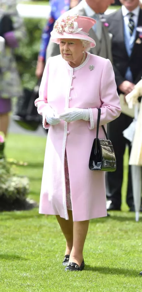 Regina Elisabeta a II-a este fan ABBA!