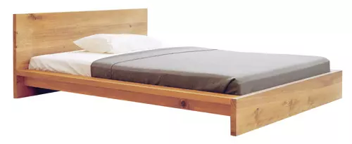 Pat Mo, design Philipp Mainzer, din lemn solid de stejar, lacuit, de la 2.282 euro+TVA, E15 prin Intro 