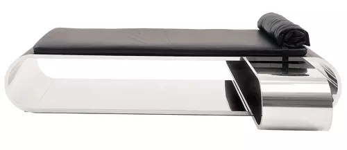 Sezlong Sils, producator Emmemobili, design Ferrucio Laviani, cu structura disponibila atat din lemn curbat, cat si din inox, 230x190x41 cm, de la 3.980 euro+TVA, Artelier