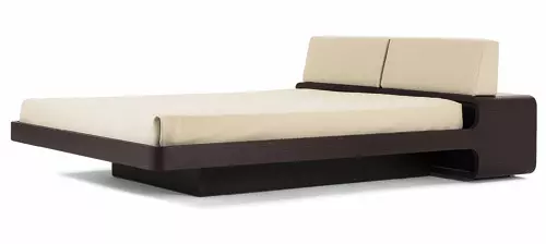 Pat Coiba, producator Emmemobili, design Ballabio Elli, structura din lemn curbat, de la 3.920 euro+TVA, Artelier