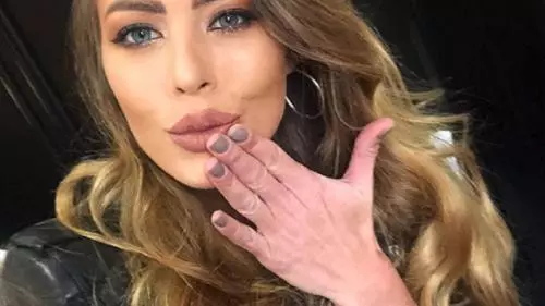 roxana-nemes-a-spus-adevarul-si-a-scos-sau-nu-blondina-o-coasta-25295