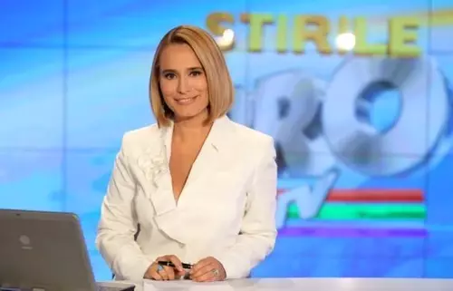 andreea esca (4)