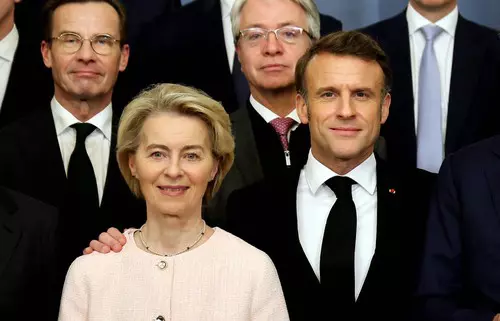 Family photo working dinner with heads of state at the Palais de l’Elysee