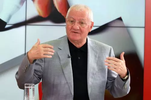 8b0c70a3-3cfd-43c0-9bce-21cf738e104d