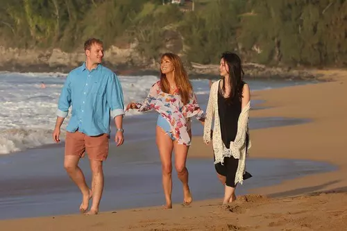 *PREMIUM-EXCLUSIVE* Bond girl Jane Seymour shows she still has a license to thrill at the age of 70 **Web embargo until 4:25 pm EST on March 9, 2021**