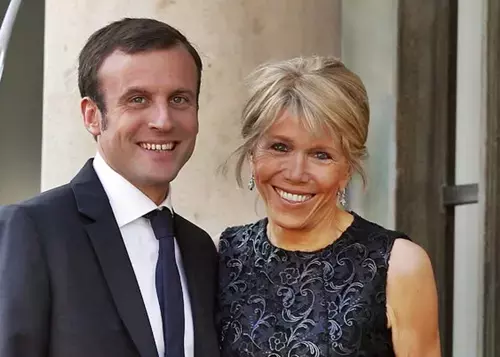 emmanuel-macron-si-brigitte-macron9-1