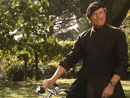 Tot-ce-trebuie-sa-stiti-despre-„Don-Matteo-4