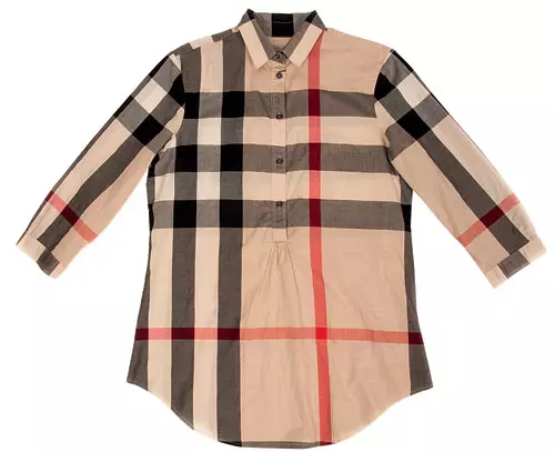 Camasa Burberry, www.burberry.com, 295 euro