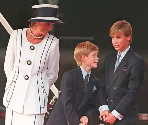 printesa-diana-cu-william-si-harry