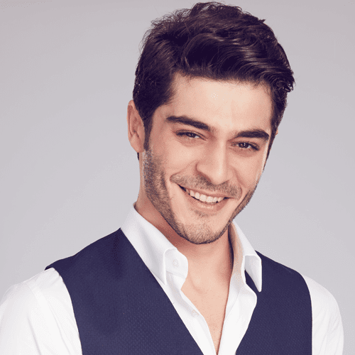 Burak Deniz, Mert din serialul turcesc „Regina nopţii”, dorit la Bollywood