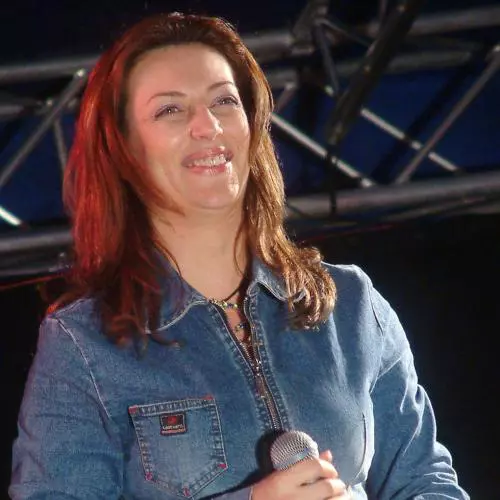 laura_stoica.jpg