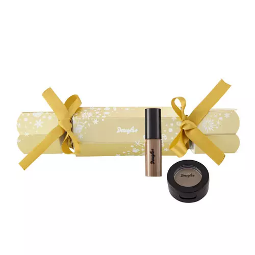 Set de machiaj Cracker Brown Gift Set, Douglas, 25 lei (contine lipgloss nude și fard de pleoape nude)