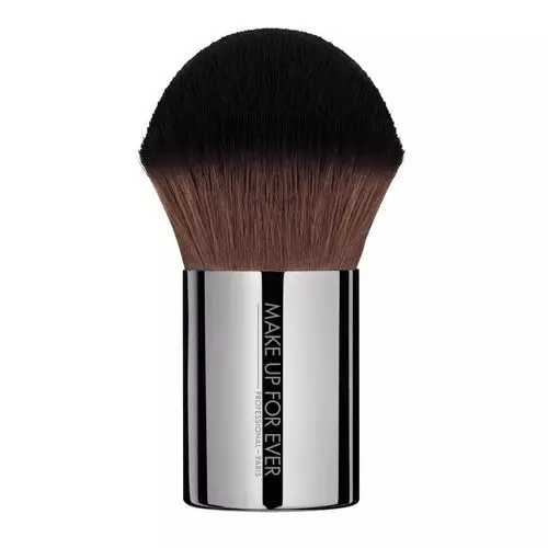 Pensulă kabuki pentru pudră, Make Up For Ever, 231 lei, disponibilă Sephora