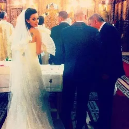 2122514.giulia_0_d030354be6