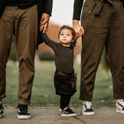 Feli-Donose-partenerul-ei-Cătălin-și-fiica-lor-Nora-Luna-4-500x500