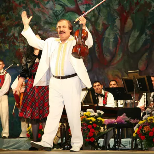 artworks-000054608820-042e7g-t500x500