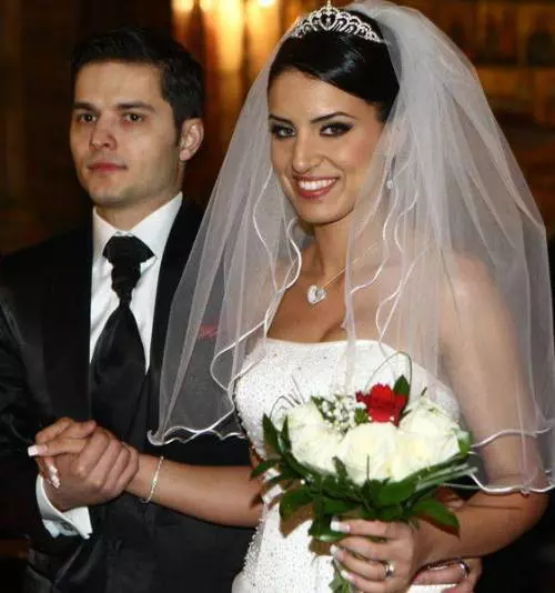varciu-adelina-nunta_bdc60f5578.jpg