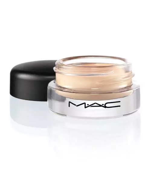 M.A.C., Studio Sculpt Concealer, anticearcan, 85 lei