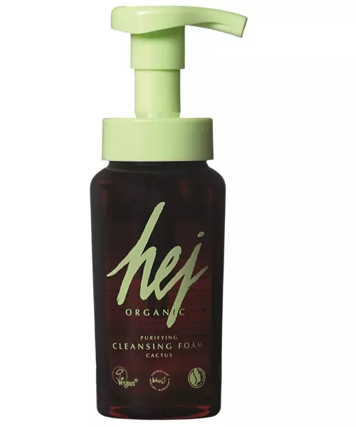 Spumă de curățare Hej Organic Cleansing Foam, 59 lei, exclusiv în parfumeriile Douglas
