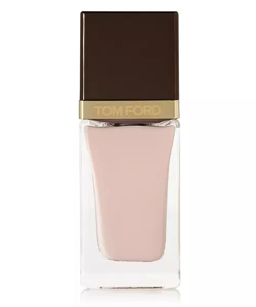 Lac de unghii Tom Ford Beauty, nuanța Sugar Dune, 34 euro, net-a-porter.com