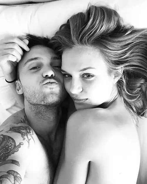 Alexander Deleon, iubitul Josephinei Skriver