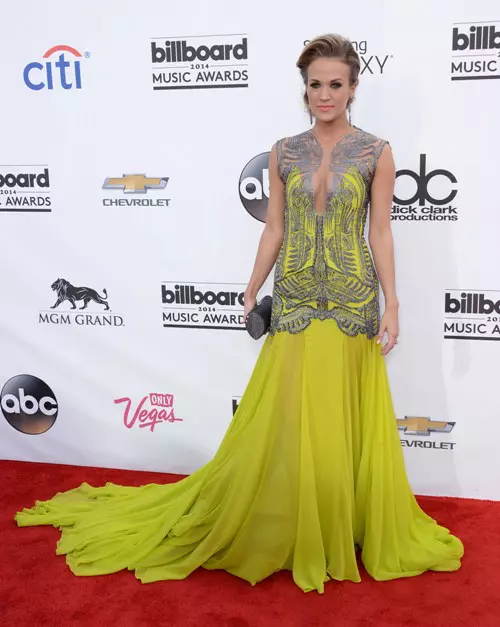 Carrie_Underwood_01.jpg