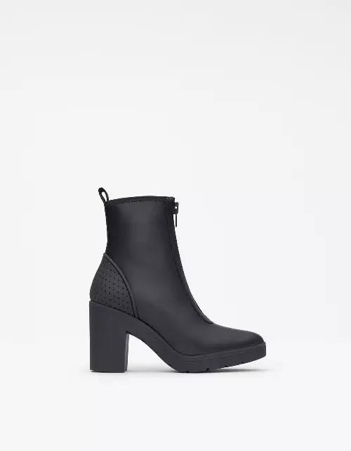 Ghete_Alexander_Wang_x_H_M_799_lei.jpg
