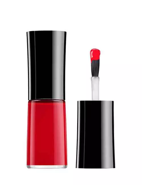 Lac de unghii Giorgio Armani Beauty, 109 lei, exclusiv in Douglas