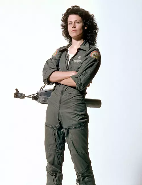 Ellen Ripley (Sigourney Weaver) în filmul `Alien` din 1979 și `Aliens` din 1986