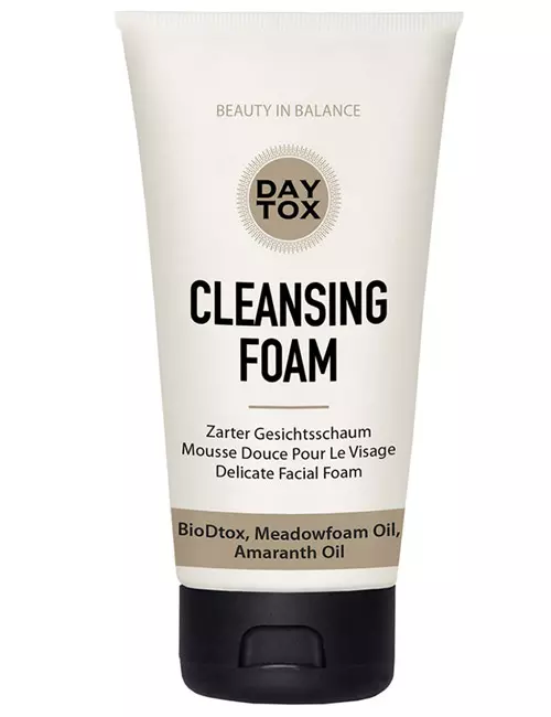 Spumă de curățare Cleansing Foam, Daytox, 45 lei, exclusiv în parfumeriile Douglas