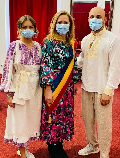 Alexandra Stan, Emanuel Necatu și Elena Lasconi