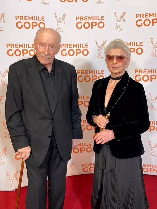 Victor Rebengiuc pe scena premiilor GOPO