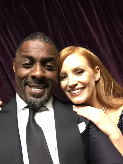Idris Elba si Jessica Chastain