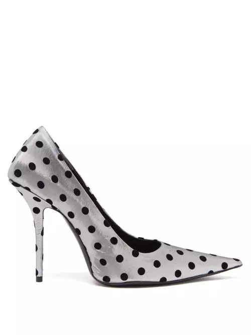 Pantofi din piele și tul, Balenciaga, 3.900 lei, magazinul Mengotti