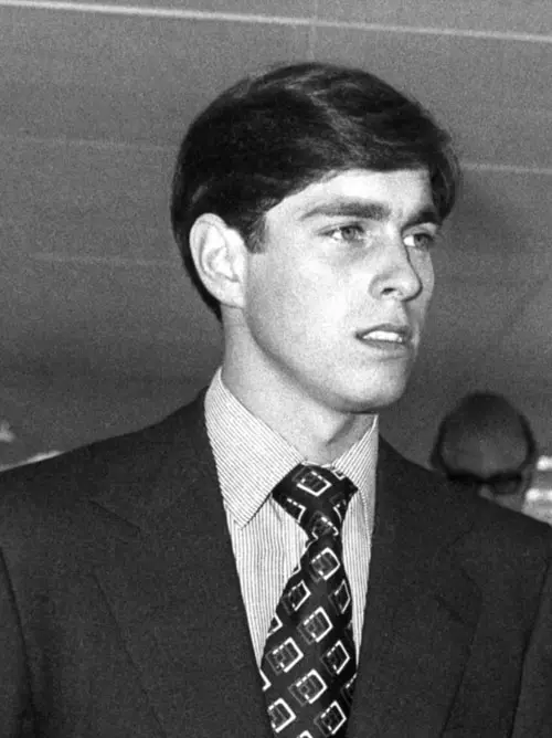 Prințul Andrew a avut o relație cu o actriță de filme erotice, în anii `80