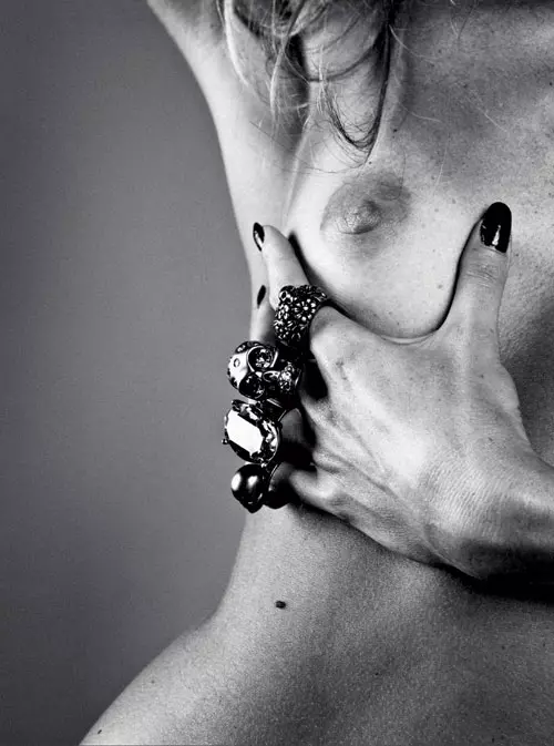 Set de patru inele, Alexander McQueen, 1.669 lei, magazinul Victoria 46. 