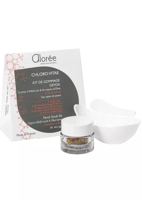 Kit facial “Detox scrub”, Aloree, 83 lei, www.skinmagia.ro