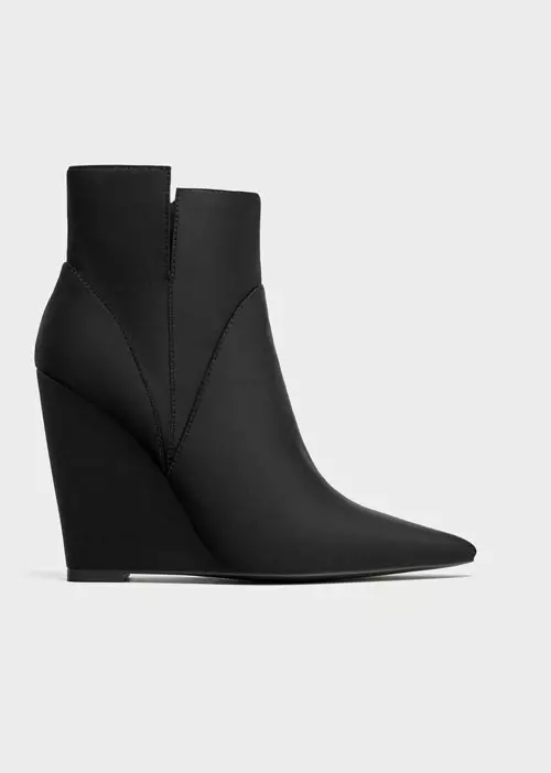 Botine cu talpa ortopedica, Zara, 149,90 lei