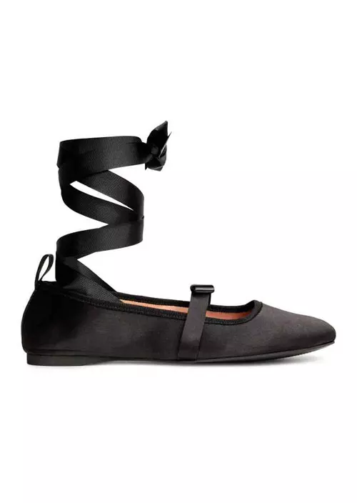 Balerini cu panglici, 89,90 lei, H&M