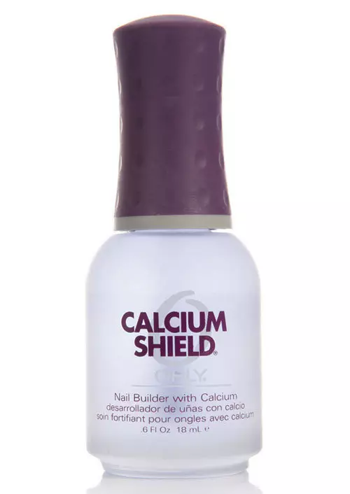 Orly, Calcium Shield, un tratament intaritor cu calciu, care lasa unghiile puternice si  protejate, 70 lei.