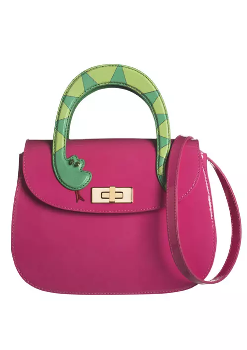 Geanta din piele, Moschino Cheap and Chic, 1.375 lei, disponibila in magazinul Distinto