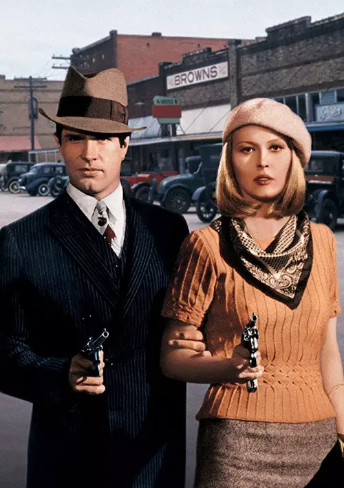 Bonnie Parker (Faye Dunaway) în filmul `Bonnie and Clyde` din 1967