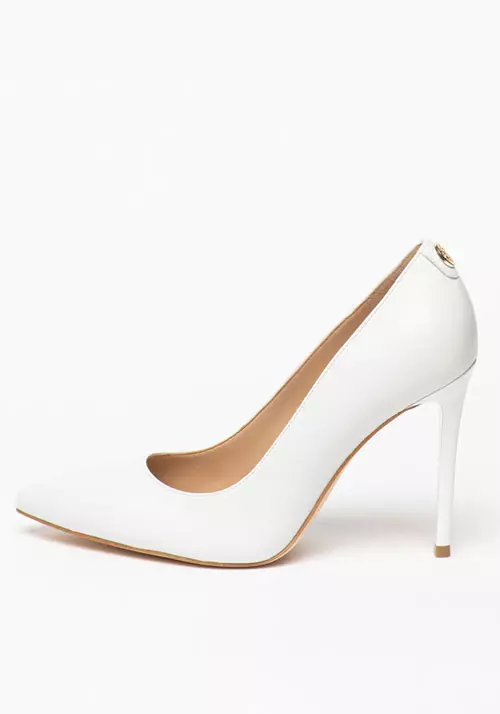Pantofi din piele, Guess, 499,99 lei, www.fashiondays.ro