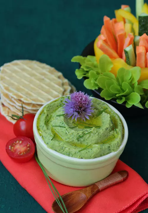 Humus cu spanac si anghinare